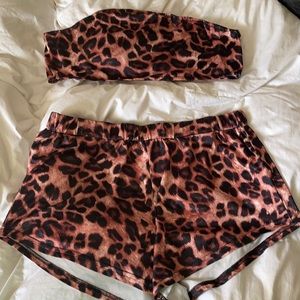 2 piece cheetah set